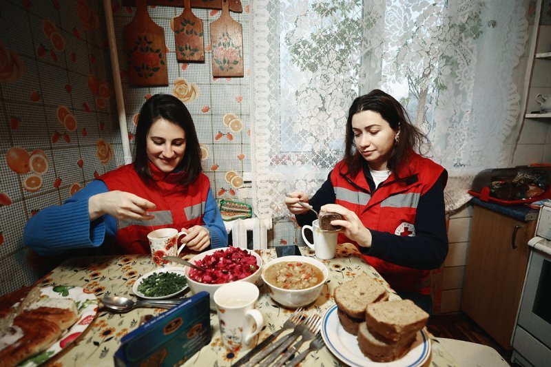 Великий Новгород с Красным Крестом